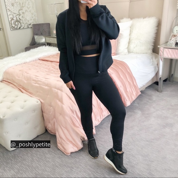 Nike Jackets & Blazers - Nike XS DRI-FIT  black bomber mesh jacket